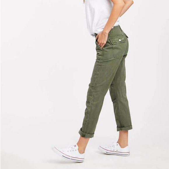 *NWT* Socialite Armi Green Utility Pants - Picture 2 of 9